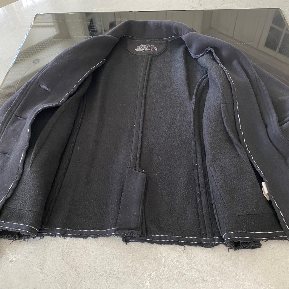 Blazer - Picture 3 of 6